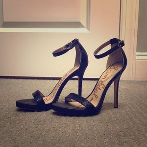 Sam Edelman classic black pumps